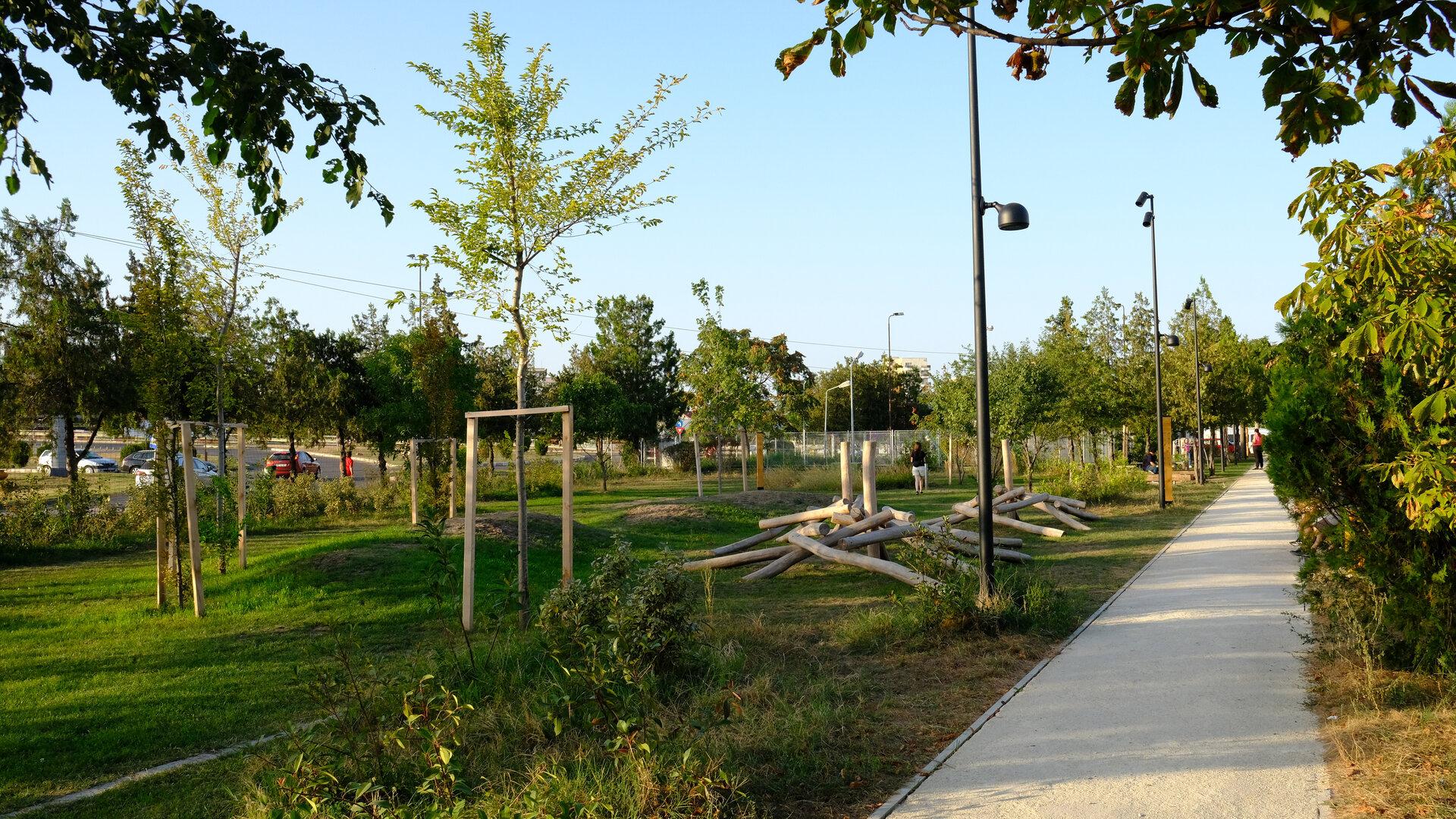 Drăgaica Garden (peri)urban regeneration intervention