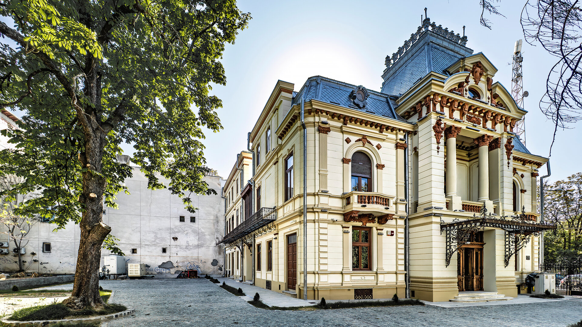 Consolidarea și restaurarea clădirii Bibliotecii franceze „Omnia”