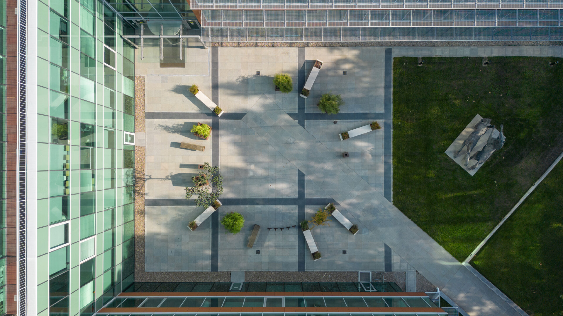 Bucharest Business Park. Adapted exterior