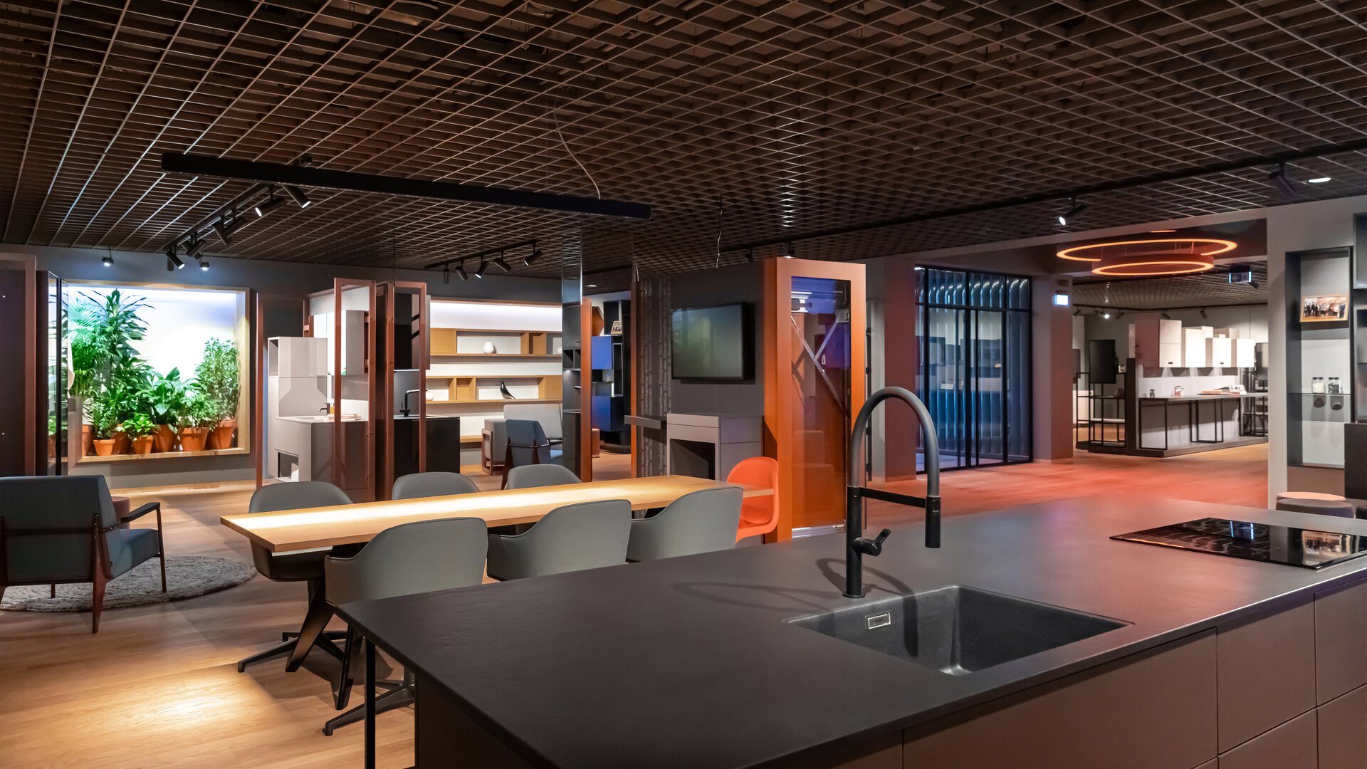Amenajare Showroom BLUM România